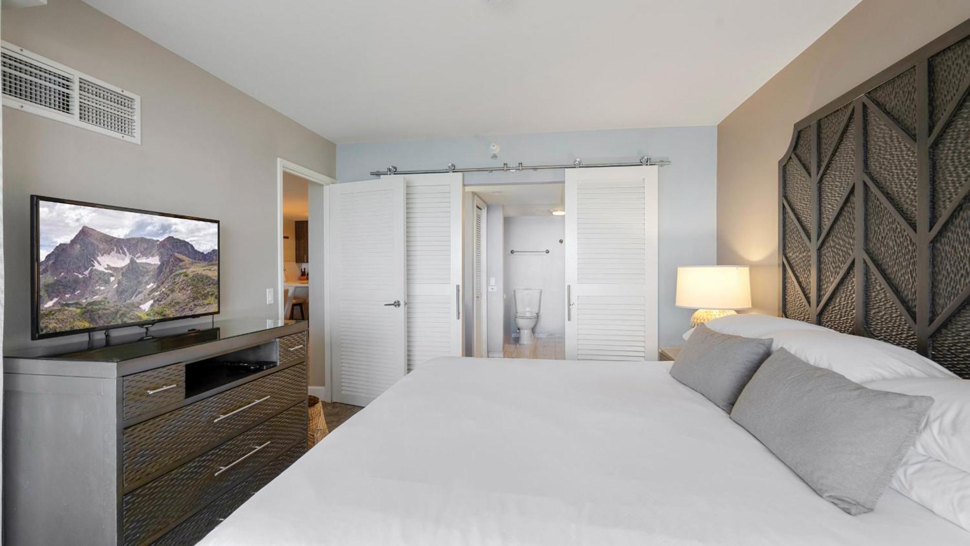 Luxury Oceanfront 2 Bedroom Apartment At Waikiki Beach Tower Honolulu Exterior foto