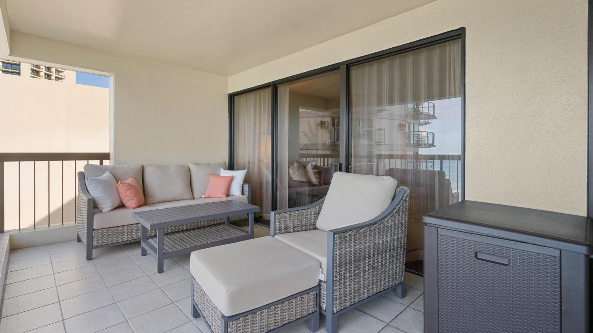 Luxury Oceanfront 2 Bedroom Apartment At Waikiki Beach Tower Honolulu Exterior foto